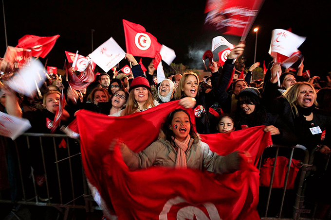 protester-tuneisen-680x453.jpg