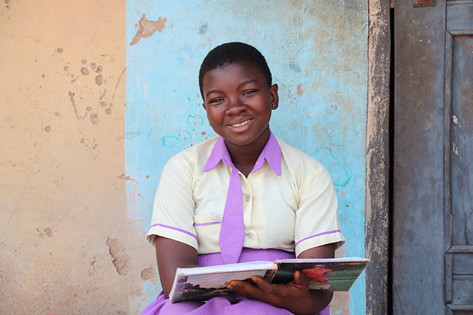 Hadisah Ibrahim på 15 år går på en af pigeskolerne i Ghana. Det har forandret hendes liv. 
